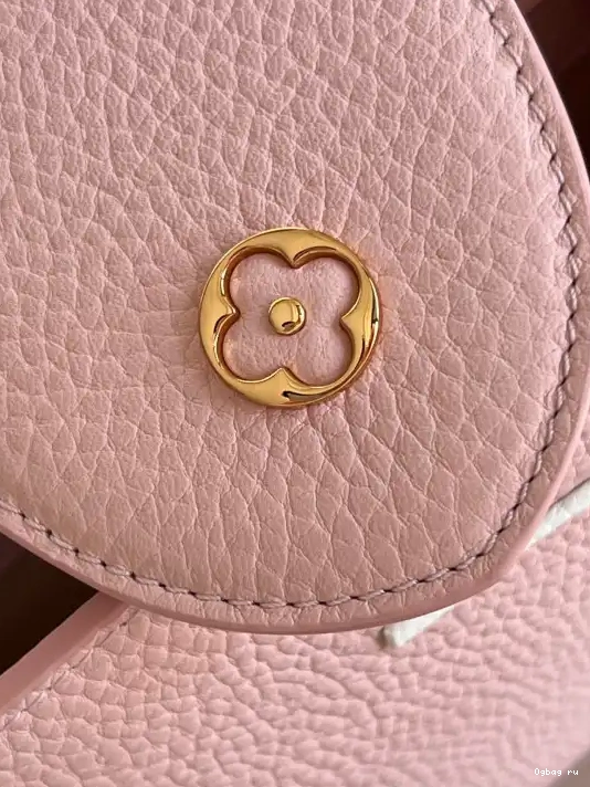 CAPUCINES BB VUITTON LOUIS 0327